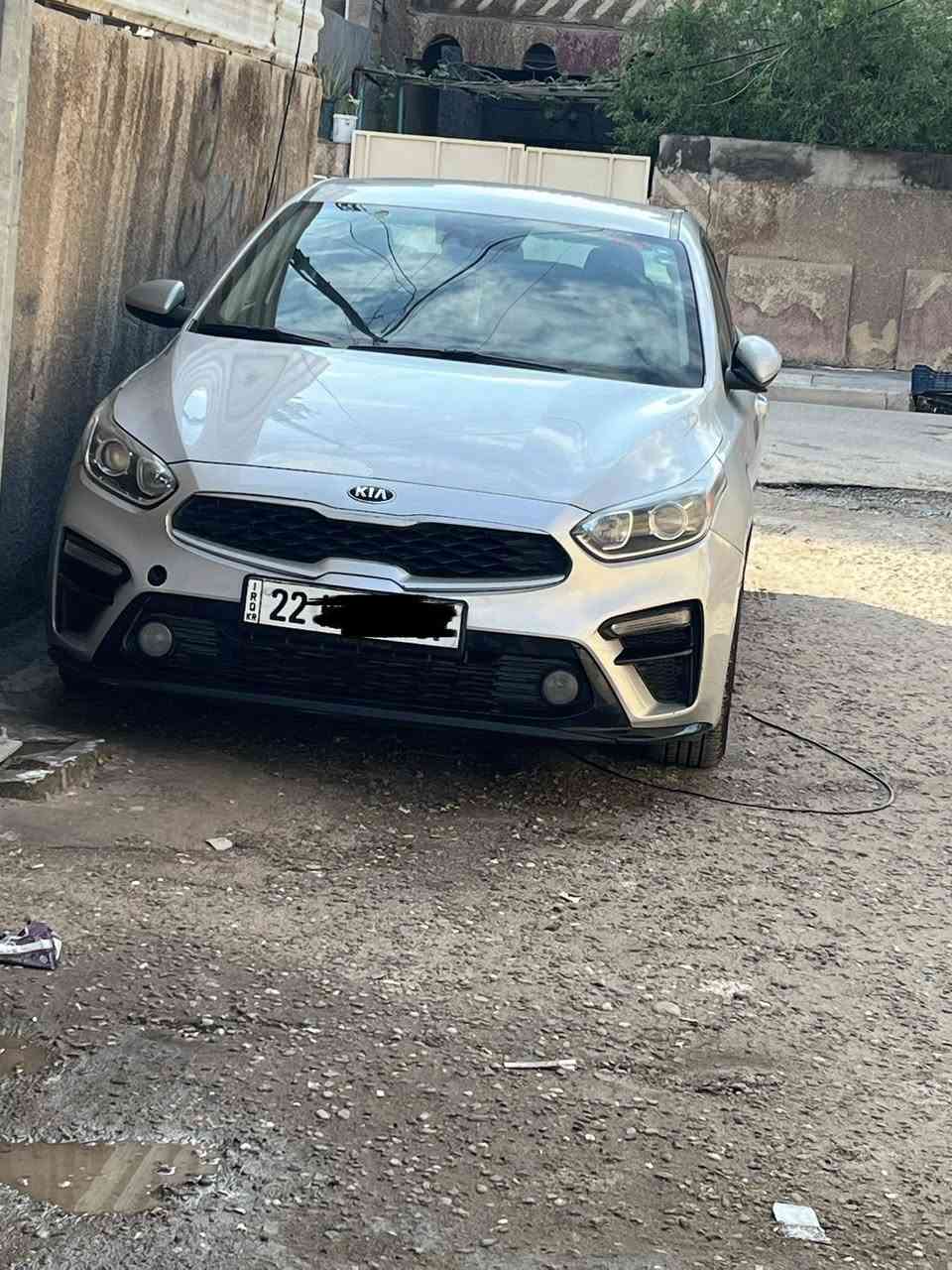 السلام وعليكم فورتي موديل 2021
رقم اربيل السيارة بسمي حادثها جاملخ امامي ايمن مبدل فقط وباب ايمن صبغ  ليبل واحد التبريد ثلج ❄️ السيارة ماشية 111 وبالعراق صبغ البنيد فقط اثر شخوط كير مكينة لغود شواصي مكفولات 
المكان بغداد للاستفسار *********** 
السعر 118 وبيها مجال
