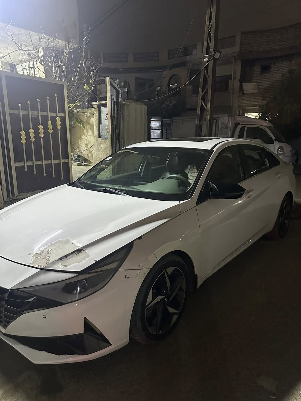 السلام عليكم من رخصه الادمن
النترا 2021 خليجي فول مواصفات 
محرك 2000 دوش سياره تخم تاير جديد وباتري جديد سونا معروض من ضمن الصور 
بغداد حي الجهاد 
***********
