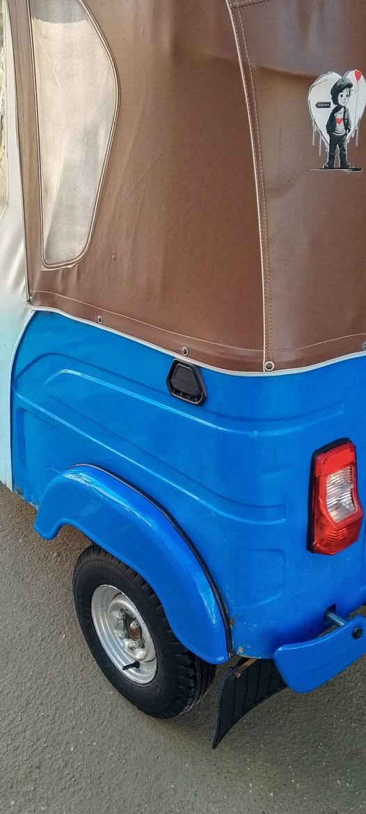 سلام عليكم تكتك موديل 2022 شهر 11 مضلع كفالة رقم وسنوية بغداد تحويل ثاني يوم تكتك  جديده وجاهزة كشر ومحرك خير من الله السعر خاص مكاني البياع الشرطة الخامسه للستفسار اتصل على الرقم ***********
