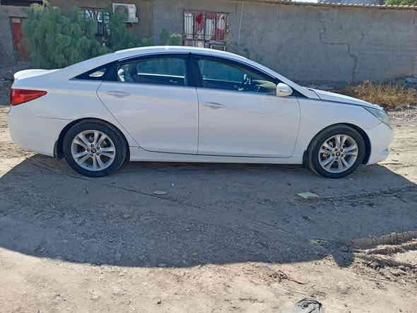 سلام عليكم أقرأ التفاصيل زين  سوناتا للبيع موديل 2013 خليجي رقم بغداد مشروع وطني رقم جديد وهزة جديدة محرك 2400 دوش كير أسبورت رياضي شفتات بالستيرن تحكمات أستيرن أدك جرس بل 120 شاشة كامرة دوارة تبريد قطعتين أشاير بالمري مري شفط كشن كهرباء أربعة دسك كاعية جلد تخم تاير باتري جديد بصمة وتشغيل عن بعد لايت زنون ثلجي عالي وناصي سيارة جاهزة  عل أربعة وعشرين حبة سيارة جديدة بس بيها حادث ومعمر تعمير درجة أولى وأنتم تعرفون المكفول أبيش السونار مع الصور هاي سعرها 108 وبيها مجال للشراي عنوان بغداد محمودية عل شارع العام للأستفسار هاتف *********** / *********** ملاحظة كورك بي واتساب
