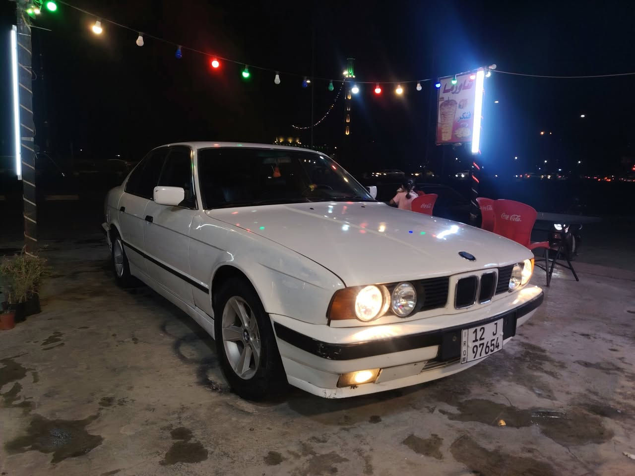 للبيع BMW  موديل (1989) محرك وكير جديد محرك فل (520) كير عادي  رقم نينوى نكليزي سنويه عظم (30) كابون بانزين سلايت تبريد يعوزو غاز سياره بدون صبغ وبدون ضرر السعر (40) وبيها مجال للاستفسار (***********)

