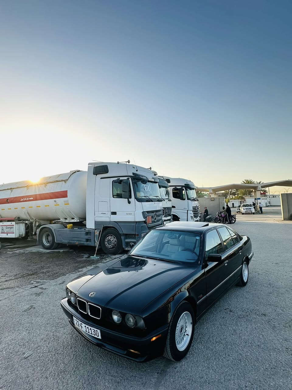 السلام عليكم اخوتي رمضان كريم للي يدور نضيف للبيع BMW 525 اصل بليته وسنويه موديل 1991 فول الفول فتحه دبل ايرباك داخل صاج مقاعد جلد كارتر داخل اوف وايت تبريد قطعتين محرك مسكر عدل كير اوتو رقم اربيل الدولي هزه وسنويه ولوحات جديد السياره مكفوله من دكه الجاكوج بديها موس كلشي بلسياره جديد صاروخ كامل مال حاويه حداده من الطول للطول جديد منضومه تبريد جديد غرفه بلكارتون كهربائيات علبلاد تخم تاير جديد باتري جديده ادامه كامله السياره جاهزه ما ناقصه والحمد لله معروضه ب 78 وبيها مجال بسيط مكاني بابل رقمي *********** شوفها السياره تفيدك اني بخدمتك ما تفيدك اعتبرها و ونشالله تحصل اغات اغاتها
