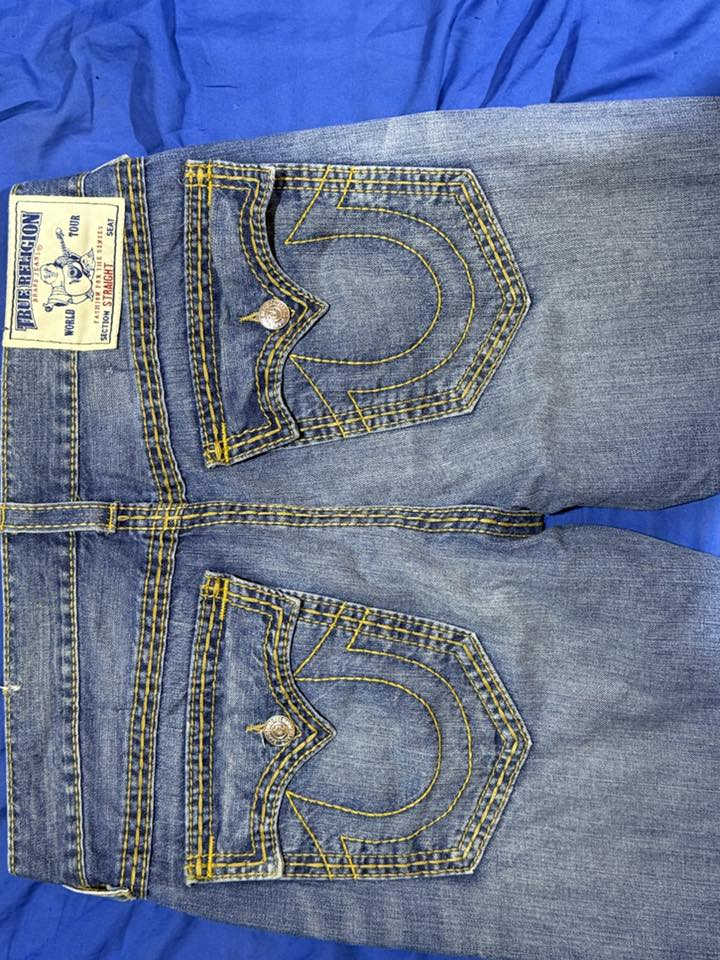 ترو قياس ٣٤ قطعه اصليه غير ملبوسه السعر ٢٥


**إذا كنت صاحب هذا الإعلان وتريد حذفه لأي سبب، رجاءا أرسل رسالة إلى الدعم الفني**