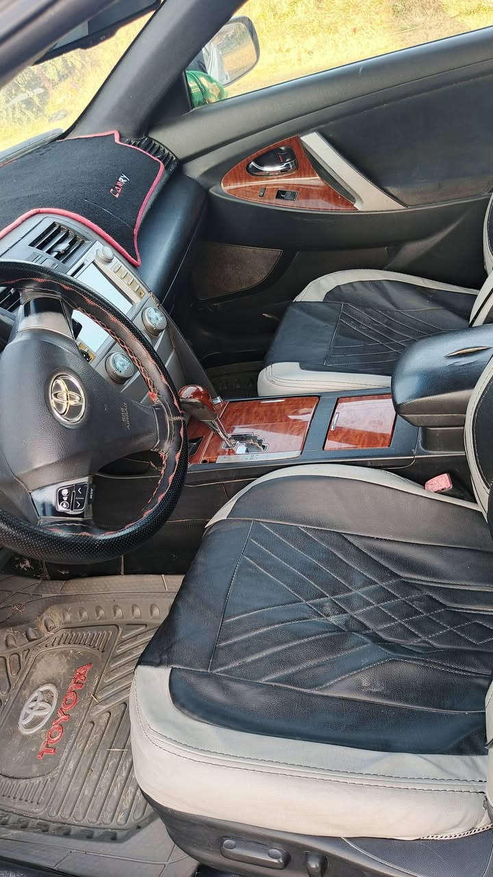 2007محدثه 11ستة6سلندر  مبدل بيه خاملغ بلادي بدون دواخل سنويه ل 28تنتهي شرط لمداور مكان حلة ***********
