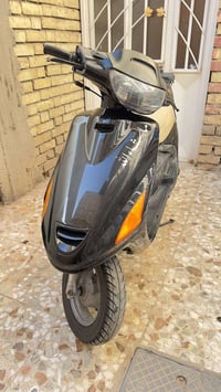 دراجه فراشه • مكينه ما مفتوحه • مكاتبه وكيل