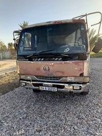 نيسان 4طن موديل 96 07712261902