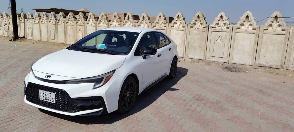 السلام عليكم
*للبيع سيارة كورلا 2024 امريكي مواصفات SE فول* 🚗

- *الفئة*: SE فول مواصفات ما عده الفتحه 
-*هند ابريك كهربائي رادار امامي خلفي ثلاث بصمات ابواب وتشغيل وصندوق مثبت سرعه تحديد مسار قيادة ذاتيه مصباح ابيض زنون الشركه اشاير لايت شفط كامره اماميه وخلفيه 
كير ثلاث انضمه اسبورت عادي اقتصادي ECO
داخل لونين تبريد تدفئة شاشات عدد 2 اسبير ما نازل 
ويل كب اسبورت طخم تاير جديد 
- *اللون*: أبيض لؤلؤي 
- *الممشى*: 28 ألف كم فقط
- *الضرر*: بنيد فقط بدون دواخل نهائياً 
- *الحالة*: مكفولة من الشاصي والغركان، مكينة وكير وحدادية توب شرط

للتواصل واتساب: [***********]  
المكان: الشرقاط
