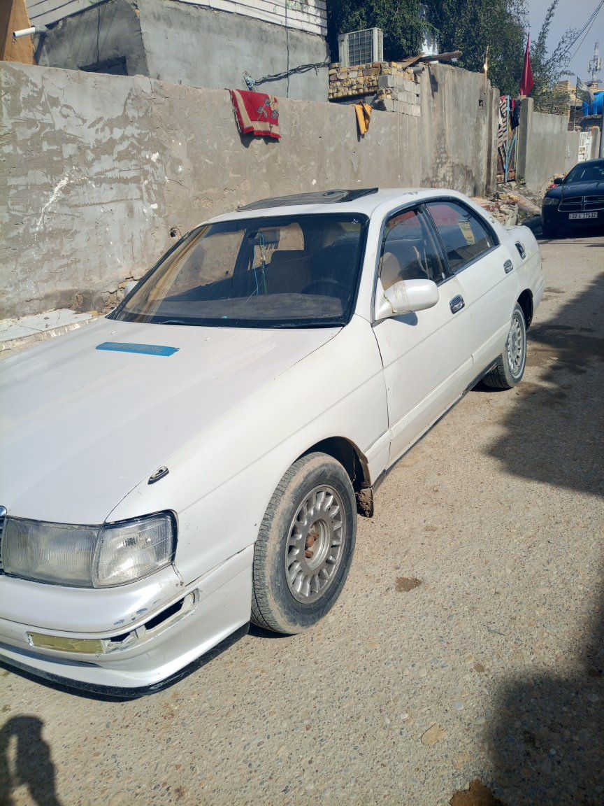 سلام عليكم سياره للبيع بطه موديل 93 بيهه ضربة صندوك حداديه مكينه جدد رايدهه ب 33 ميسان قضاء الميمونة رقم الهاتف ***********
