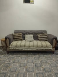 تخم 10مقاعد 3طبلات لمكان بغداد 07721324933سعرقفل500