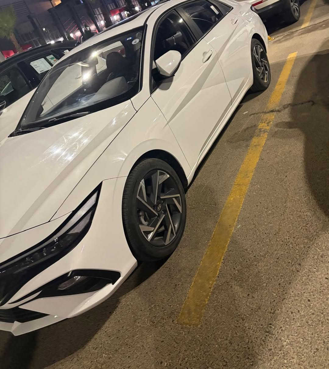 النتره 2024 وارد صيني للبيع
ماشيه51 الف km
رقم أربيل 
مواصفات فول بصمه فتحه حساسات تحكمات هندبريك بصمه سياره  كشنات جلد تبريد قطعتين صندوق كهرباء بيهه شخط بالباب مثل ما موضع بالصوره للاستفسار *********** مكان الرمادي سياره 
السعر 138سياره باسمي تحويل مباشر
