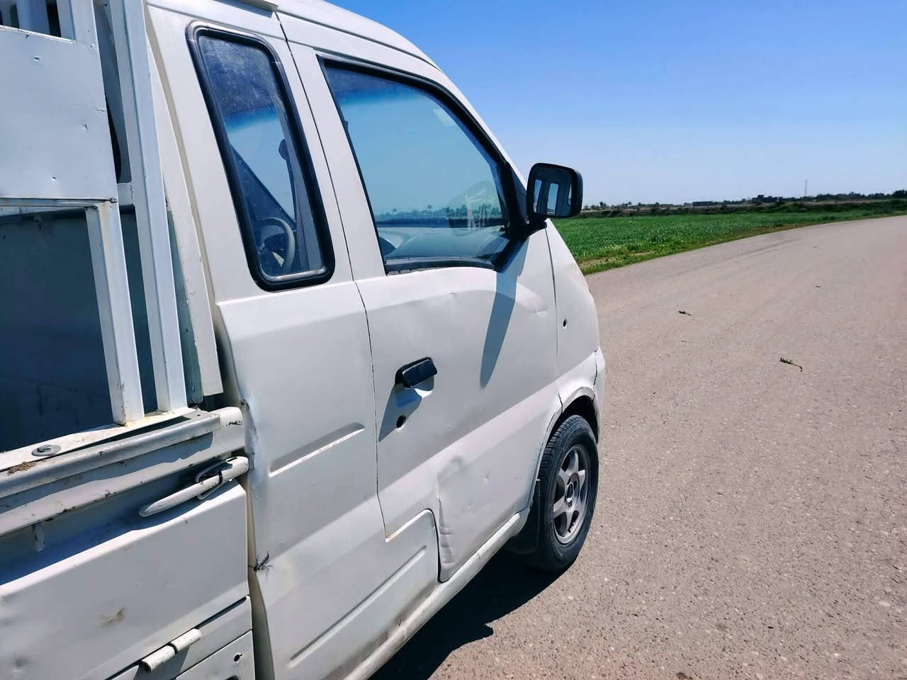 السلام عليكم هيفاء 2007 صدر جديد تخم تاير جديد وكير ومحرك شرط ونضيفه على الوضع البلاد احله من الصور مكان السيارة تكريت للاستفسار الاتصال ***********
