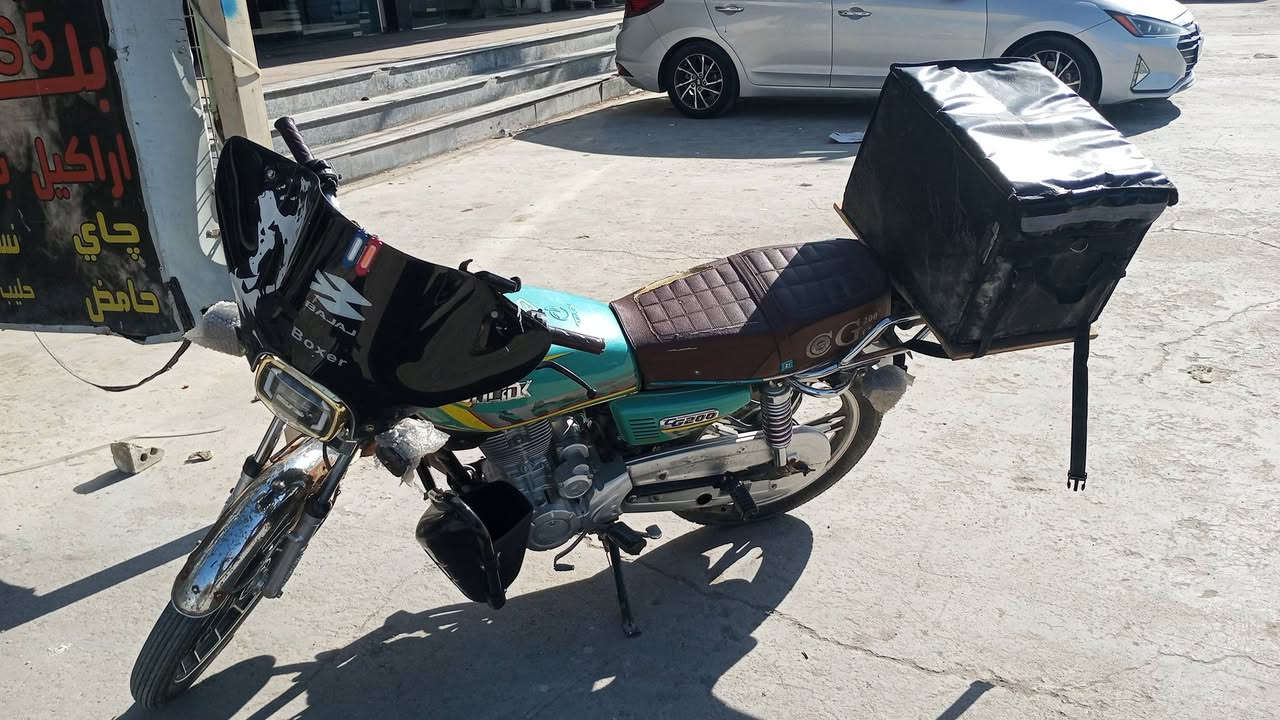 السلام عليكم دراجه ايراني سونك موديل 2025
محرك 200اي شي مابيها كهربائيات شغاله اي نقص مابيها ومشدود عليه درع جامه نشرات اتواصل وتساب ***********
