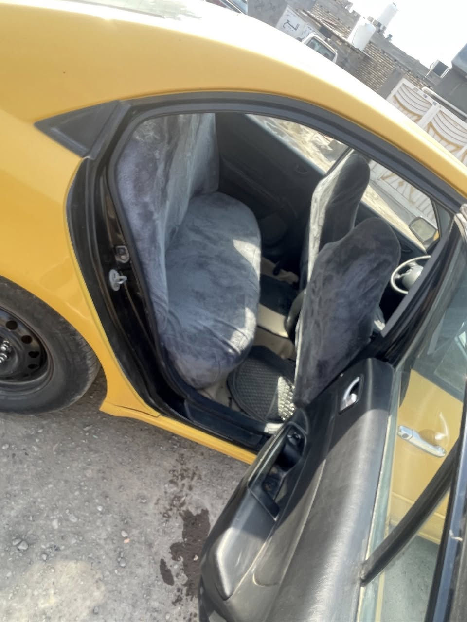 السلام عليكم سونتا موديل 2008 وارد كندي بدون حادث سياره كفاله عامه من الضربه والعيب الشرعي تبريد حداديه كله جديد مكينه 2000دوش بانزين وغاز  مكانها بغداد قرب جسر الدوار  السعر 88بيها مجال بسيط أو مراوس حسب القناعه الرقم 
 ‭0785 293 6792‬
