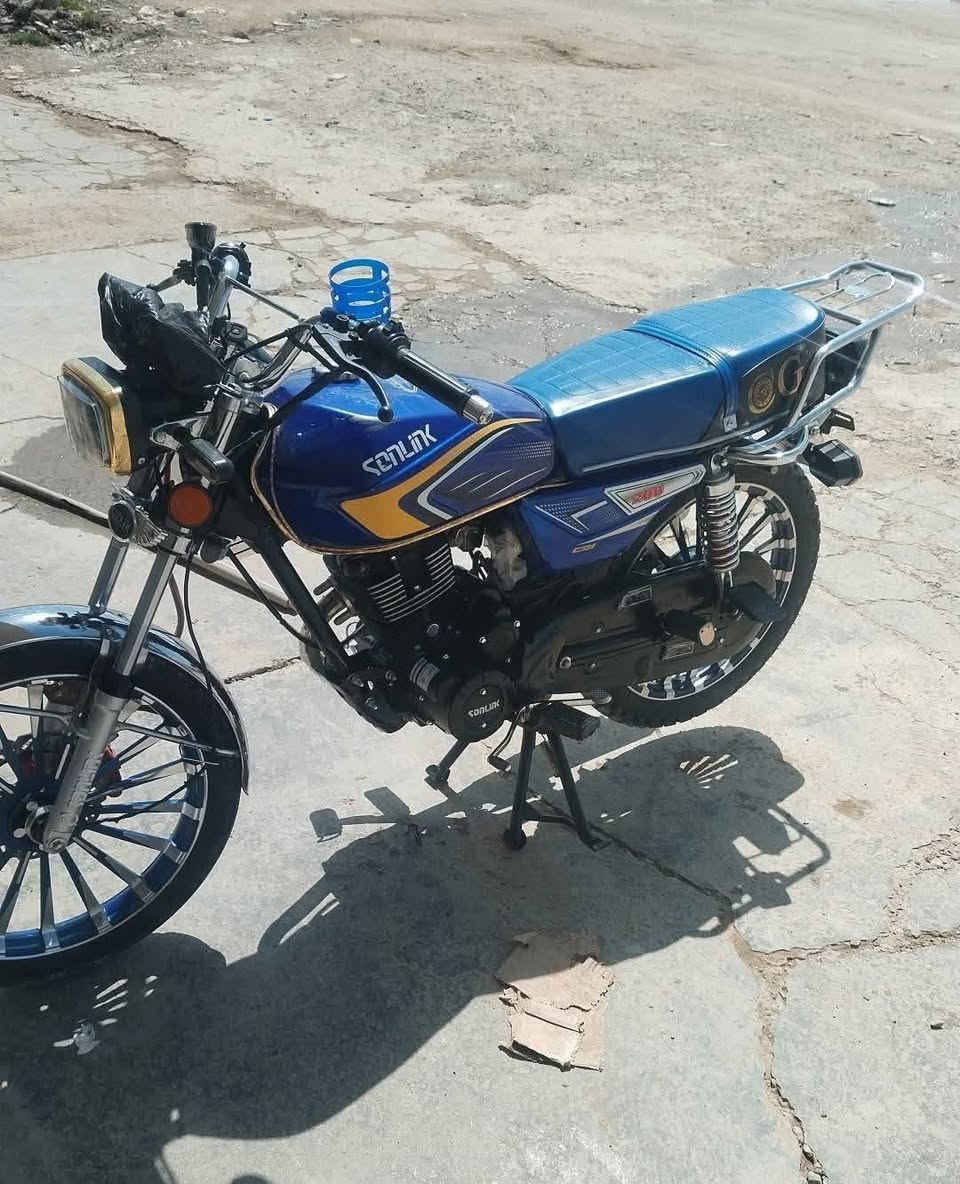 سلام عليكم البيع درجة مديل 25نضافا حله من الصور فول نشاط فول شرط مامفتوح لاتنقيص ولاتبخيرمكينه200 ملحضا بس الشاشه ماتشتغل الستفسارعل الرقم***********
