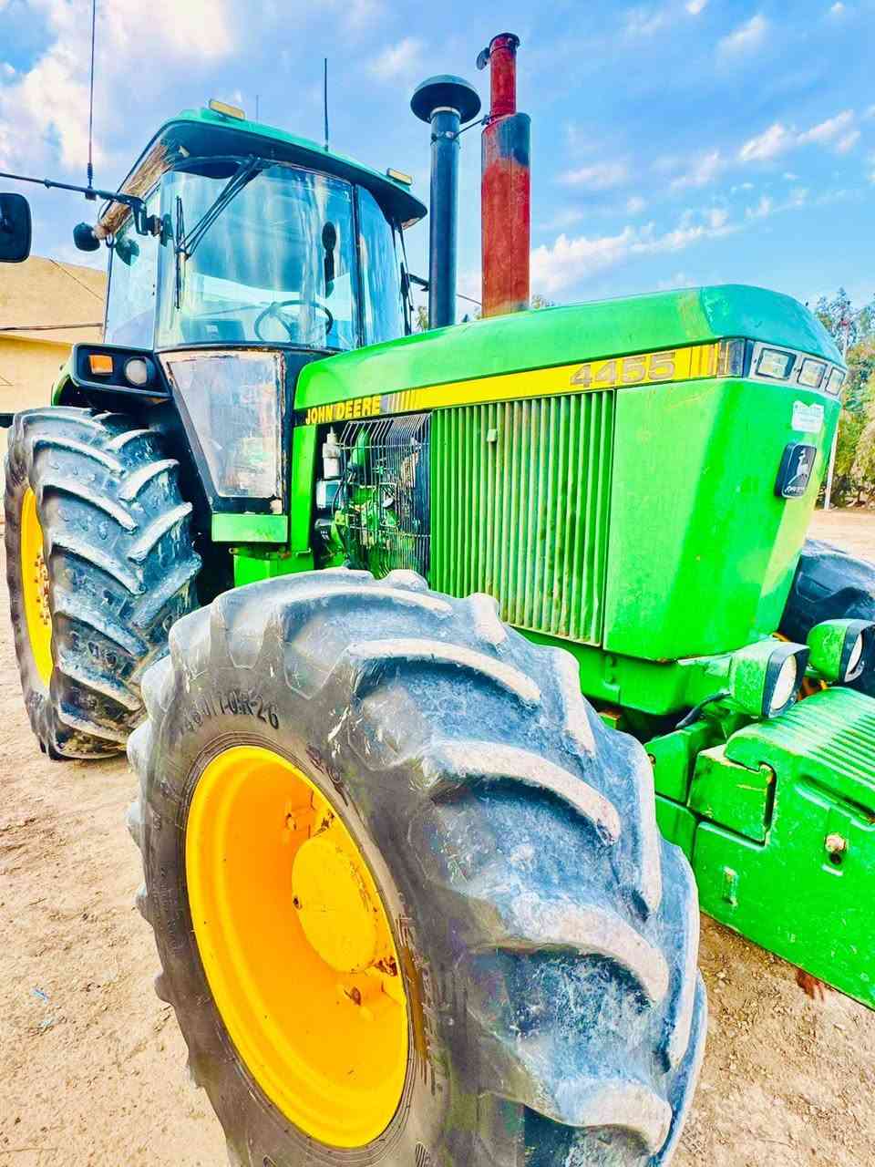 السلام عليكم / جوندير للبيع حجم 44/55 مكينه خير من الله مكفوله كفاله عامه المكان 
للاستفسار ***********
