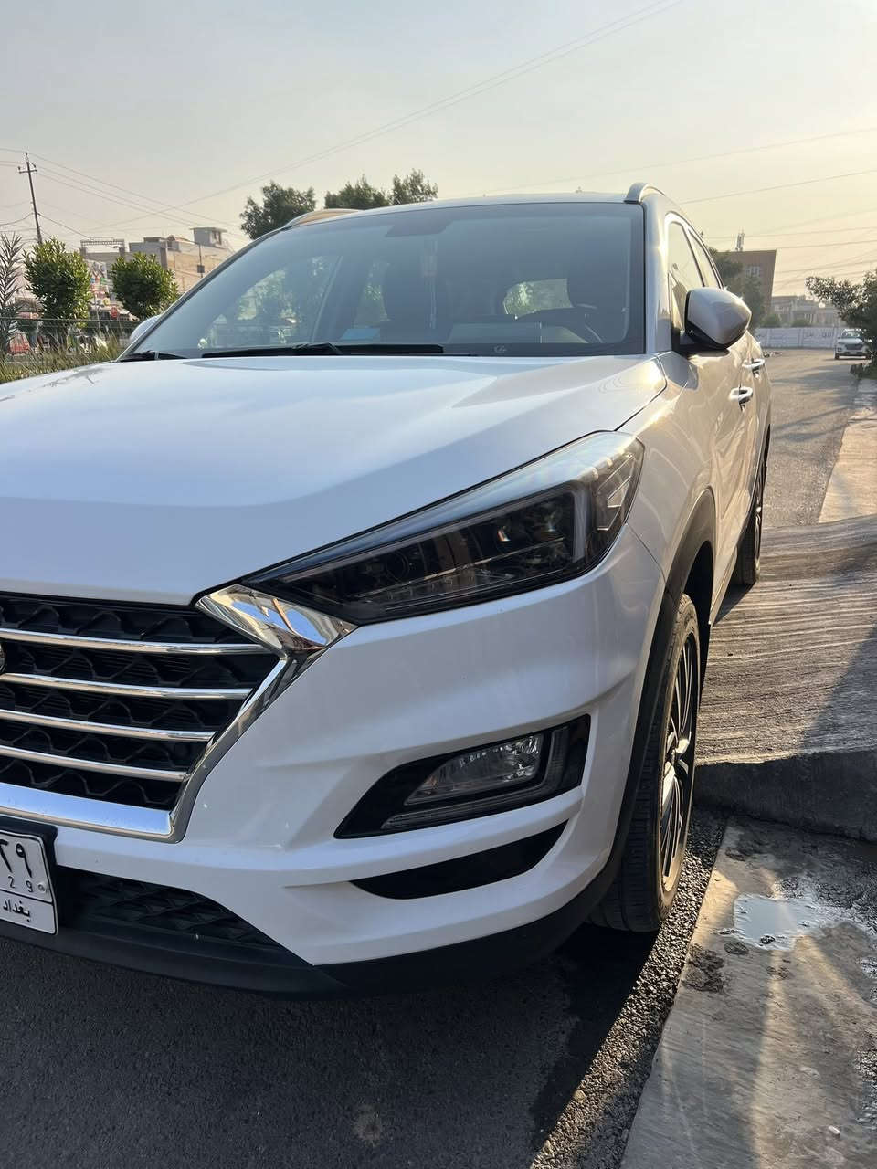 السلام عليكم
توكسان2021 خليجي مكفول من صبغ ول تبديل للبيع فقط 
مواصفات
كامره خلفيه
حساس خلفي
بصمه تشغيل +نضام ترحيب + بصمه ابواب 
3 وضعيات قياده
مري شفط 
شاشه
تحكم استيرن
كشن كهرباء اسايق مع الراكب 
داخل سياره جلد واضافه دوشمه للجماليه
ماشيه سياره 90 قابل للزياده
للبيع مكاني بغداد حي الشباب الاعلام 
***********
***********
السعر 211 وبيه مجال بسيط حك الجيه
