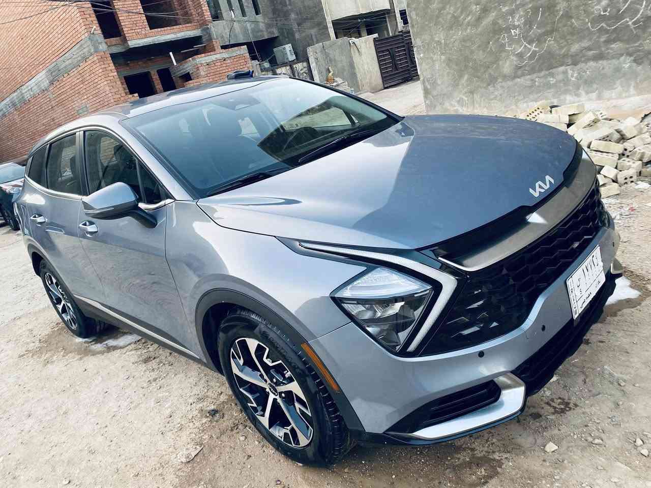 سبورتج موديل ٢٠٢٣ امريكي ماشيه ٤٤ مايل حقيقي لون المرغوب حادث خفيف فقط بلراديترات بدون صبغ ولا تبديل ليبل واحد فقط بارد مواصفات كشنات جلد كهرباء وتدفئه شاشه متصله تبريد منفصل سايد بريك اوتو بصمه تشغيل وابواب وفلاشات ترحيب بليدات توقف ذاتي نقطه عمياء بلمري جانبي رادارات خلفيه كامره خلفيه تحم تاير جديد قبل شهر مشدود انظمه قياده فول كير مكينه تبريد تدفئه كفاله وبعد بيها مواصفات مكاني الدوره ***********السعر ٢٠٥ وبيها مجال قليل سيارة جديده مال جناي
