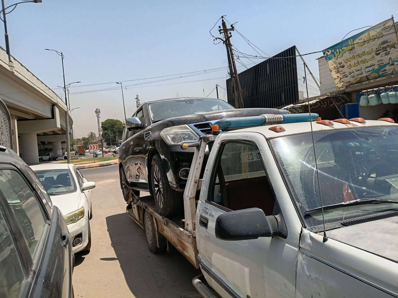 السلاام عليكم من رخصت الادمن سياره بهبهان مديل ٨٨ مكينه وارد وكير اربع ميه جديد رقم بغداد بسمي سنويه صاقطه السعر ٤٥ ورقه وبيهه مجال التواصل ***********
