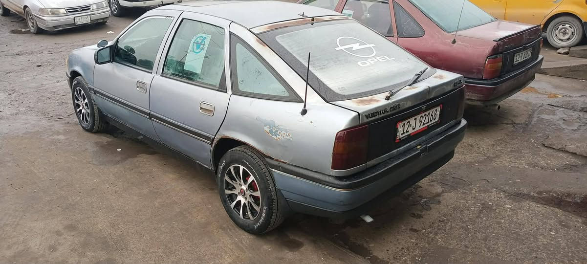 السلام عليكم ......فكترا ...لل بيع محرك شرط كشر شرط بيها تقحيل لكن بلا ضرر طخم جديد رقم انكليزي صاحبه الشرعي اخوية.  سنويه لي30 تسقط السعر(40)بيها مجال /***********
