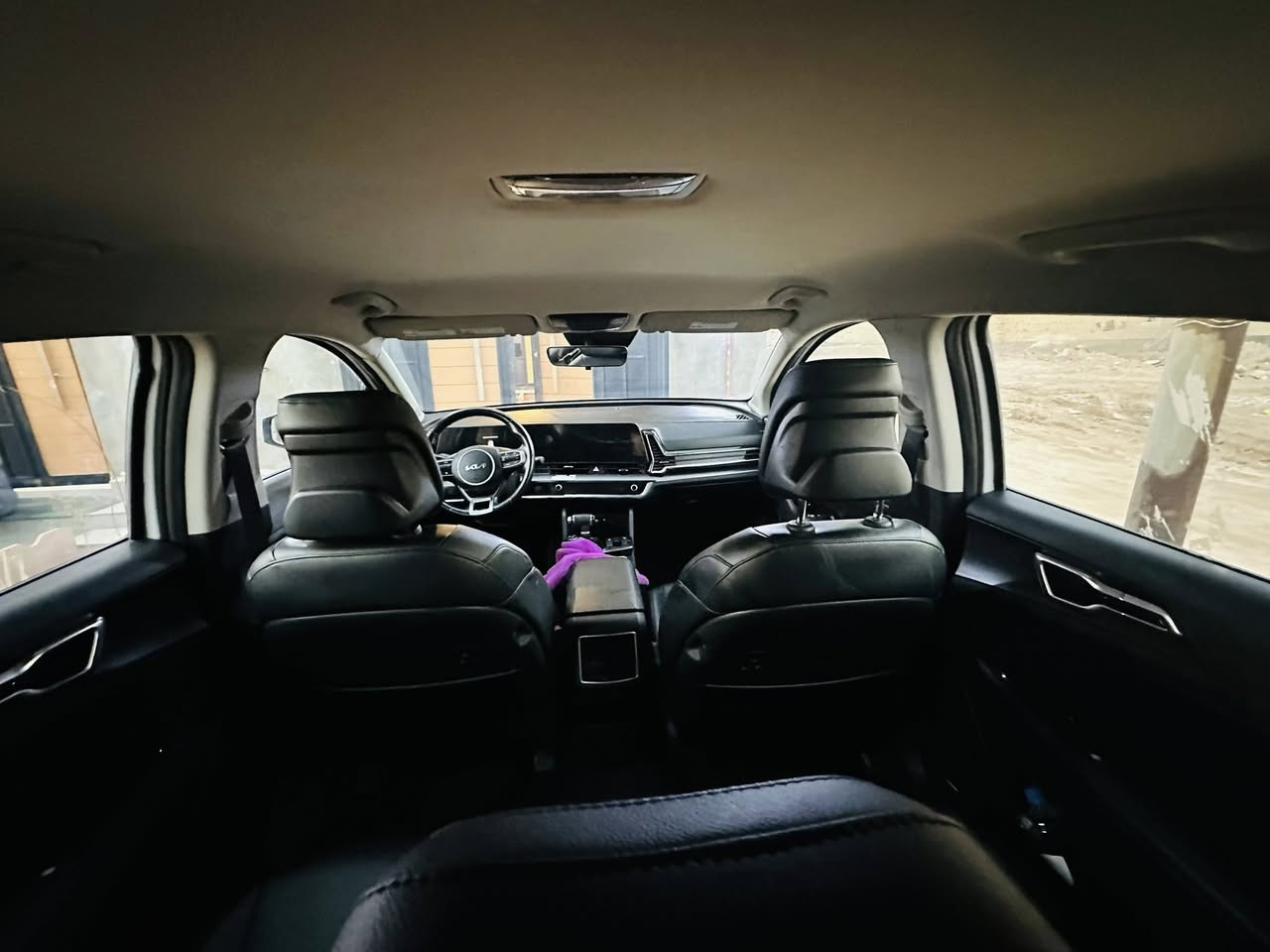 السلام عليكم 
للبيع سبورتج٢٠٢٣
توقف ذاتي
شاحن وايرليس
بيضاء الون 
حجم لارج الاكبر
قطعتين تبريد
بصمه 
جلد
حساس امامي خلفي
كشنات تدفئه
شاشه كاربلي متصل
هاند بريك كهربائي
كشتات تدفىه 
ضرر بنيد جملاغات 
ماشيه ١٠ الف 
بعده بدون رقم 
***********
