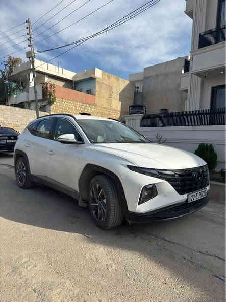 Tocson 2021 خەلیجی 
سەیارەکە کلینە بێ دەعموو سبوخە بەس ٢ جێ ساردی هەیە گێرو مەلینەو کارەبایات تەبرید هەموو بە شەرت ٤ تایەی نوێی لە سەرە مواسەفاتەکانی ( بەسمە شەغال گوشین کارەبای گوشین جلد تەبرید مەرکەزی شاشە گەورە ٣ مۆدی لێخورین پەردەی بیلادی هتد) بەناو خۆمەوەیە بەناوکردنو غرامە بە شەرت *********** سعری ١٩٧ کەمەک معامەلە شقلاوة
