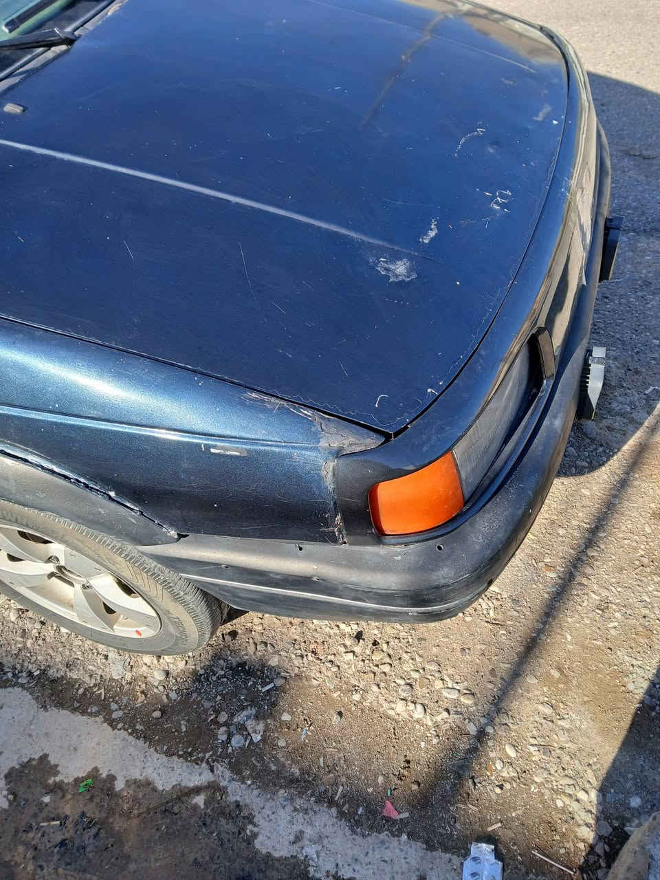 سيارة  فولكس واكن باسات اللون ازرق نيلي موديل 92
رقم كركوك ن .. السنوية لل 2029 شرط التحويل  محرك  لا صرف ولابخار بالشرط والكير كذلك 
السيارة جاهزة مال بيت صارلها 6سنوات عندي ترايك وين ماتريد تايرات الامامي جديد.  الخلفي فوك نص عمر  .. والكشر كدامك بيها فقط ٤ أصابع رأس الجاملق الأمامي للجهتين كما موضح بالصورة 
السعر  25 بي مجال للطيبين 
الرقم  ***********
