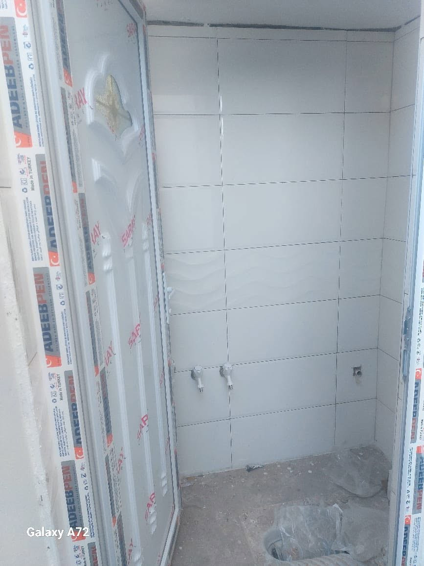 عرض 199
بيت 🏠 للايجار 100م  جديد ما مسكون
السعر 250

الموقع 📌 حي النداء قرب شارع المجمعات قرب مول الاميرات

 يحتوي غرف واستقبال و مطبخ و صاله وصحيات  
للتواصل 
***********
