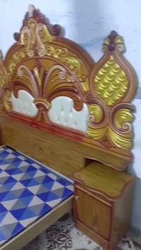 غرفه نوم لبيع السعر 700 وبيه مجال مكاني اتصل 07731354932 او متواجد فيس