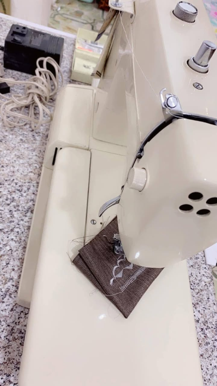 البخـــ ــــت
برذر باسستر 

خياط وتطريز ٢١ نقشه واوفر وبيت دكمه وسحاب وشيرازه 

نقشات جميله جدا 

درجتين للسرعه 

كتلوك

بايات كامله 

النظافه ميه بالميه 

يوجد توصيل كافة المحافظات 

السعر ١٥٠ الف @الجميع


**إذا كنت صاحب هذا الإعلان وتريد حذفه لأي سبب، رجاءا أرسل رسالة إلى الدعم الفني**