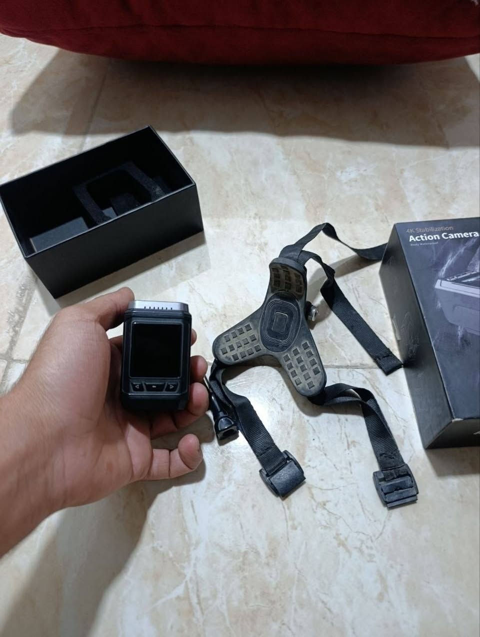 سلام عليكم كامره 4k بعدهي جديده تصويره حلو شغاله سعر 60 بيه مجال قليل حيل عنوان تكريت الديوم متواجد واتساب ***********
