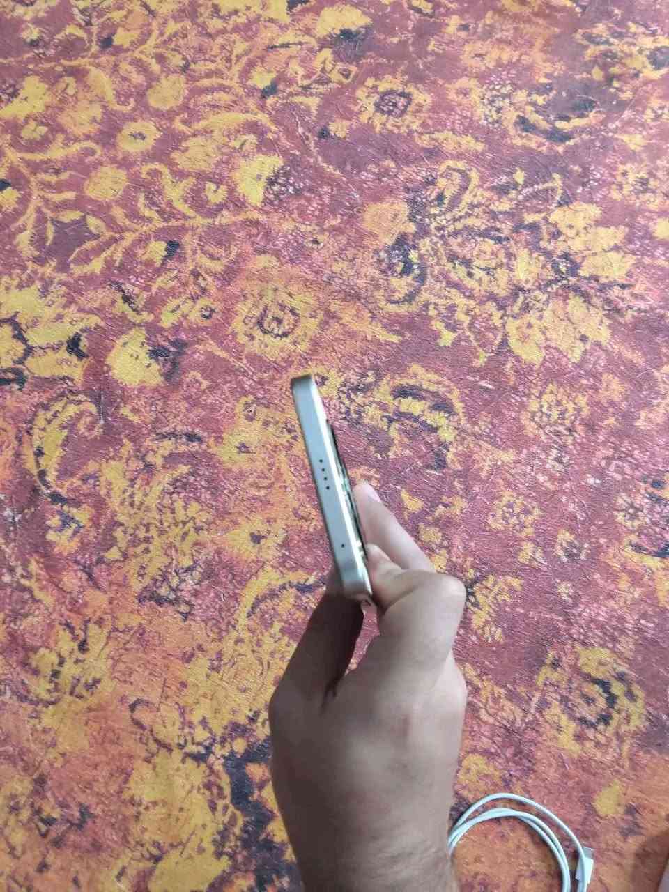 سلام عليكم هونر X9D  لون ذهبي نظافه 100%  ذاكره 256/12
اغراض كامل كارتون شاحنة البلادي وگفر  
شحن 66 واط
بطاريه 8300 
بيع فقط سعر 430 الف 
مكان الحويجة


**إذا كنت صاحب هذا الإعلان وتريد حذفه لأي سبب، رجاءا أرسل رسالة إلى الدعم الفني**