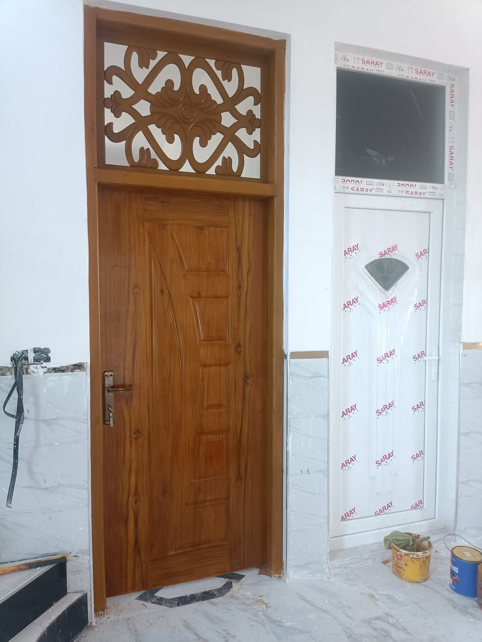 تم بعون الله تعالى شد ابواب 
خشب في منطقةالبوبالي النقش والون حسب الطلب ***********
