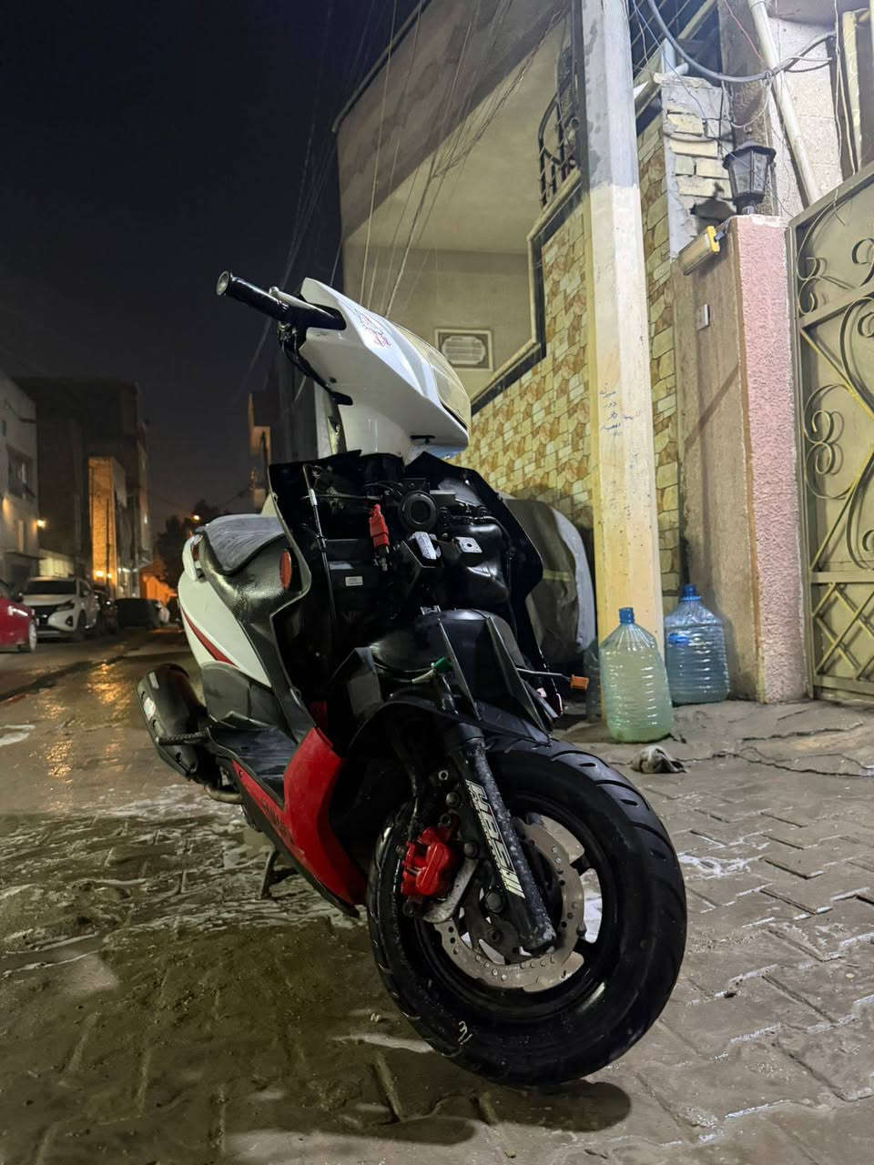 سلام عليكم شبابنه الطيبه الدراجه للبيع كفاله من مكينه من دبلات من كلشي بس البجم بس كسر قطعه الي شراي خل يراسلني وبخدمته ***********
