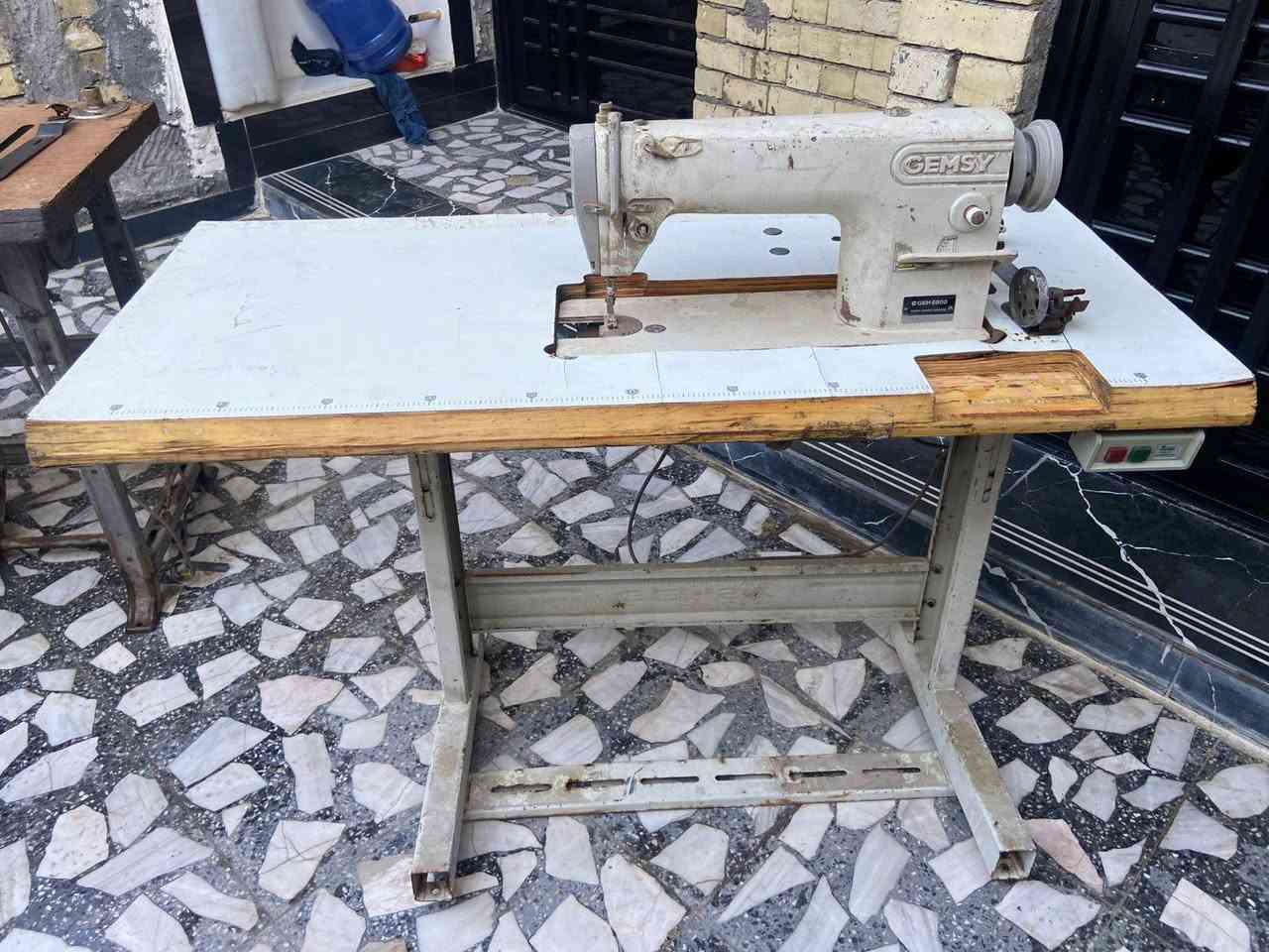 السلام عليكم مكائن خياطة للبيع ياباني اصلي مستعملات شي كلش قليل 
للاستفسار / ***********
