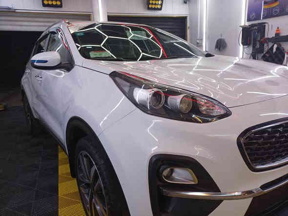 السلام عليكم 
للبيع كيا سبورتج 2021 خليجي بيسك 
المواصفات
شاشة انفكيشن
اريل انفكيشن
تبريد قطعتين 
حساس خلفي
مري شفط
اشاير بل مري
سايد بريك رجل
كروس سرعة 
كامرة خلفية
يدات نيكل
فول تحكم ستيرن
شاشة اعطال
مانع تزحلق
سويج شخاطة 
ماشية 67الف كم 
رقم بغداد ب اسمي 
بيها تعديل بل جاملغ الايمن والبنيد كذلك 
السعر 206 وبيها مجال
مكان السياره بغداد الشعب
للاتصال 
*********** بغداد
