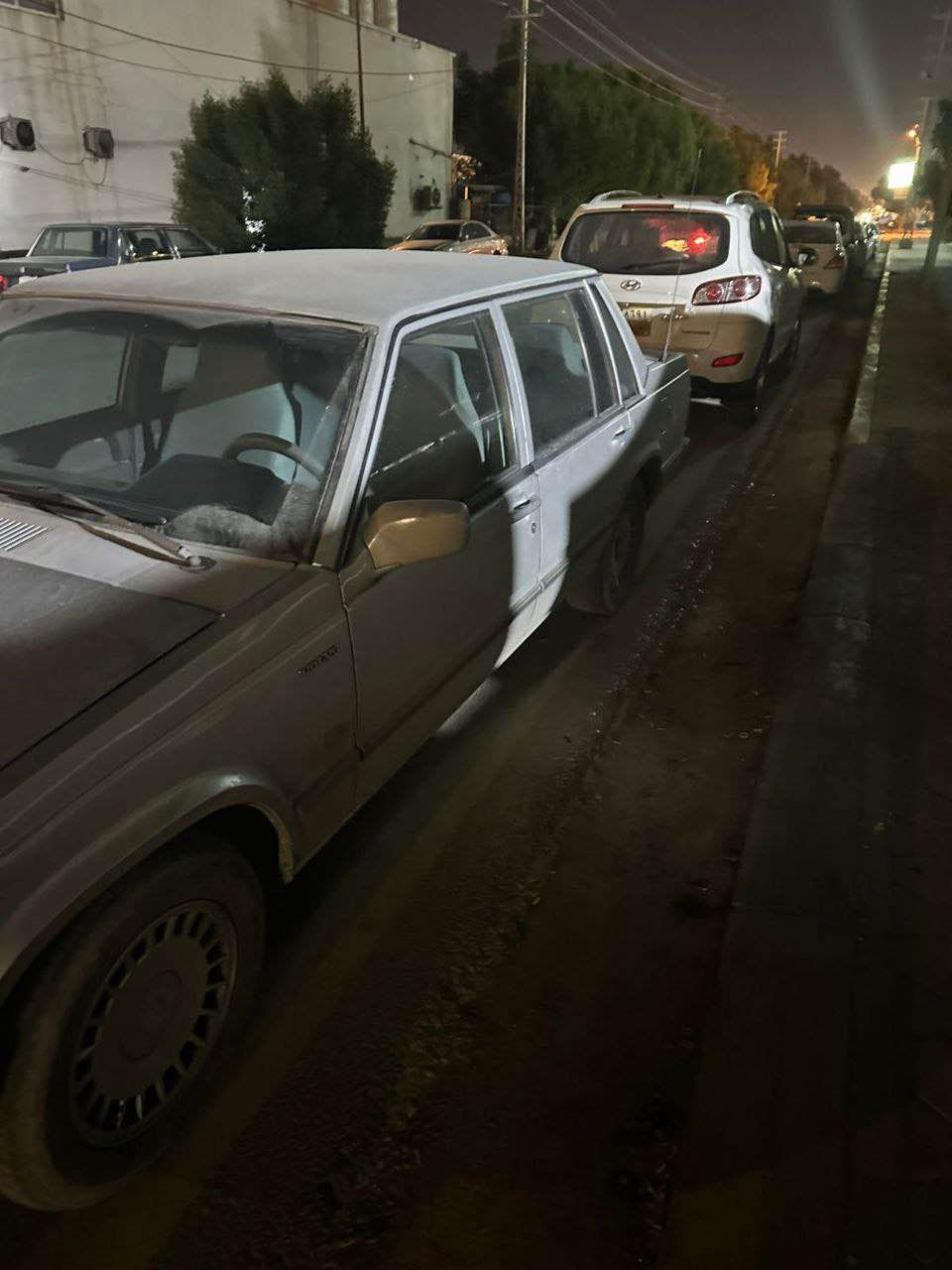 فالفو موديل ٩٠ رقم نجف انكليزي مداور ثاني يوم 
نظيفه وحلوه 
المكينة بدلتها قبل فتره مال حاويه جديده 
سعرها 55 وبيها مجال 
*********** النجف, العراق
