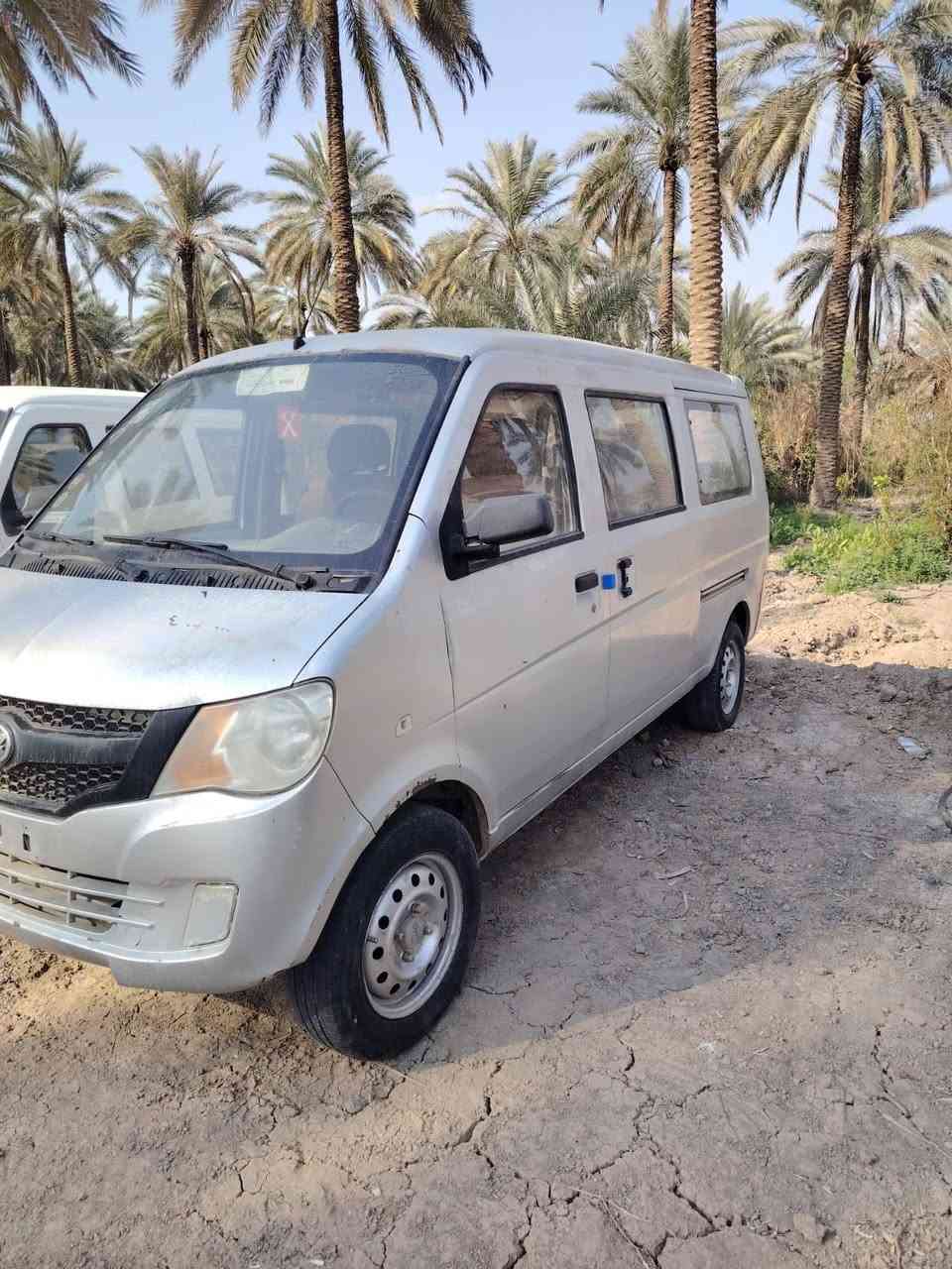 ﷽
تحيه طيبه اخواني الاعزاء للبيع 
ليفان باص 10راكب  مزاد وزارة الداخلية ترقيم مجاني فقط عليه رسوم رقم كتاب المزاد بسمي واسوي وكاله ام الباركود المشتري وين ماجان تمشي بيه   موديل 2013 السياره كفاله من الصبغ والضربه مابيها نواقص جاهزه تشغل وتمشي سياره نضيفه مال شغل كير عادي مكينه مسبوشي بلادي بانزين السعر 30$ مكاني كربلاء الحسينيه 
رقم الهاتف ***********
