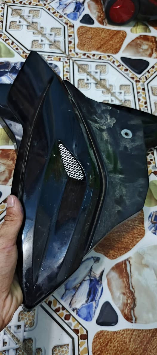 كلشي موضح بالصور

 كفرات جانبية دراجة بولسر 150 نظيفات لا كسر ولا فطر فقط يحتاجلهن تنظيف

زوج اشارة بولسر تك نظيف والتك الثاني مكسورة الماسدة مالته
زوج اشارة بوكسر 
ومرايات ماعرف اذا هن للبولسر او لغير دراجة من اشتريتها هن بيها وبدلتهن

وكلشي موضح بالصور

الي يعجبه يخلي سعر و متوفر توصيل

للتواصل خاص او واتساب


**إذا كنت صاحب هذا الإعلان وتريد حذفه لأي سبب، رجاءا أرسل رسالة إلى الدعم الفني**