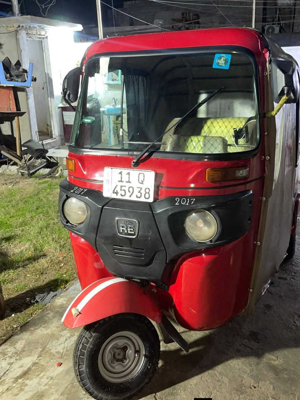 السلام عليكم تكتك للبيع موديل 2017
مكينه 2020 لاتنقيص ولاتبخير 
معمره عام قطره خياس مابيهه 
كهربائيات كلهه شغاله تكتك كامله من ايدك للشارع رقم وسنويه انكليزي باسمي تحويل ثاني يوم 
السعر 4100 وبيهه مجال 
واتس اب ***********
مكاني بغداد الزعفرانية
