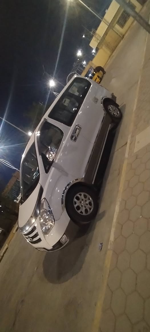 سلام عليكم  ستاركس 2013  كفاله عامه من ضربه ولصبق  وتبديل سياره جاهزه تخم تاير حداديه تبريد رقم نكليزي *********** مكان سياره نجف سياره محوره مسكر 2012 تحويره جديده
