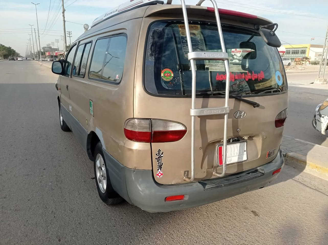 سلام عليكم ستاركس2002 مفتوح 
مكينه 3000وكير واكسل حاويه صدر امامي وخلفي خير من الله كهربائيات وشواصي بلاديه سياره جاهزه وحلوه تخم تاير باتري جدد
كفاله من ضربه رقم بغداد الماني مصفره تحويل مباشر 
مكانه ديوانيه 
ب60وبيه مجال 
***********
*********** 
سياره احلى من صوره
