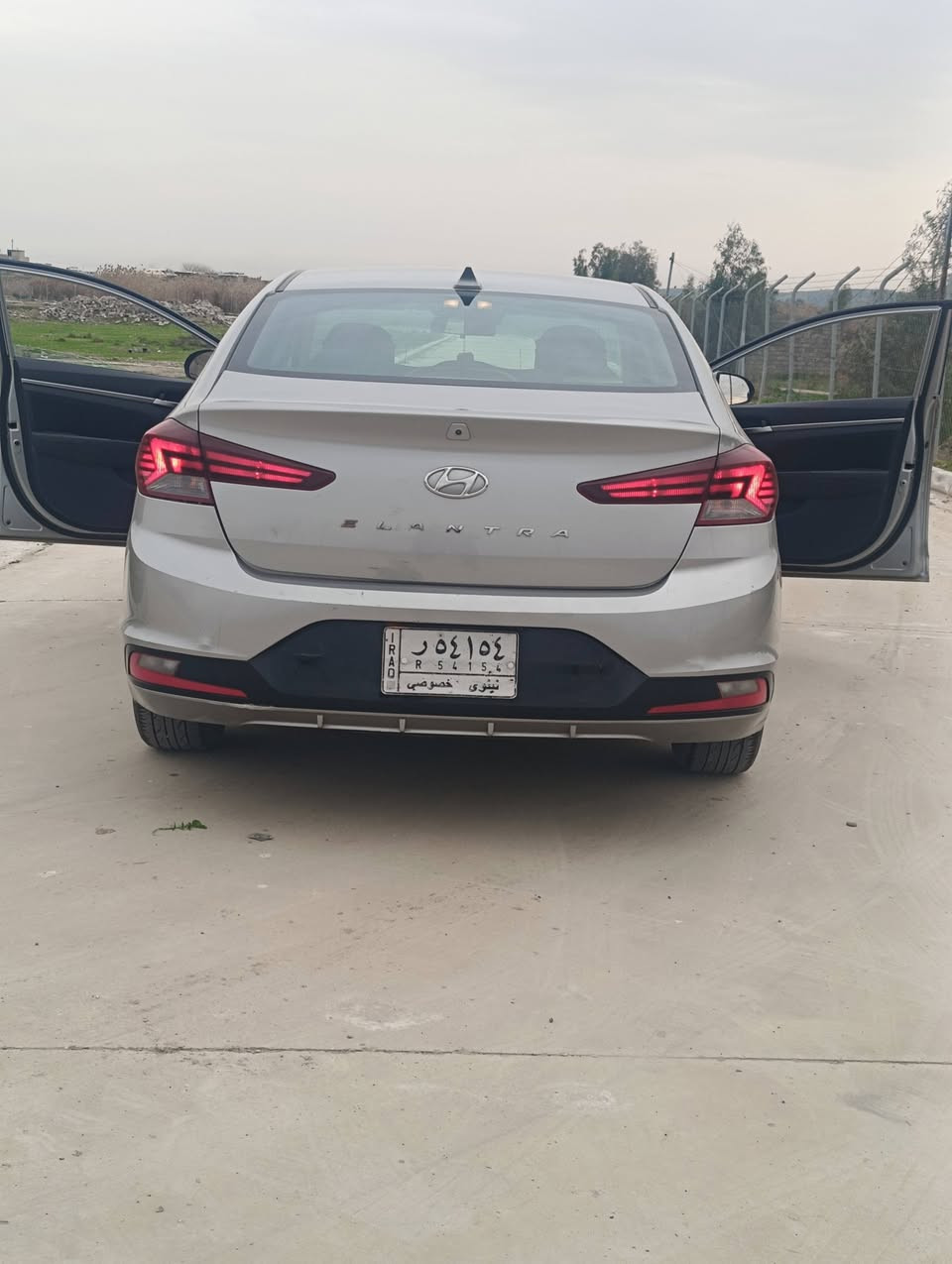 النترا 2020للبيع
المواصفات محرك 2.0
محرك جديد
حساسات خلفيه واماميه
تصحيح مسار
نقاط عمياء
شاشه 
مود درايف نورمال وسبورت وسمارت
مثبت سرعه 
ضوه ليد
ماشيه63ميل
السياره ضررها مثل ماموضح بلصوره
السعر 132 رقم نينوئ
***********
***********
