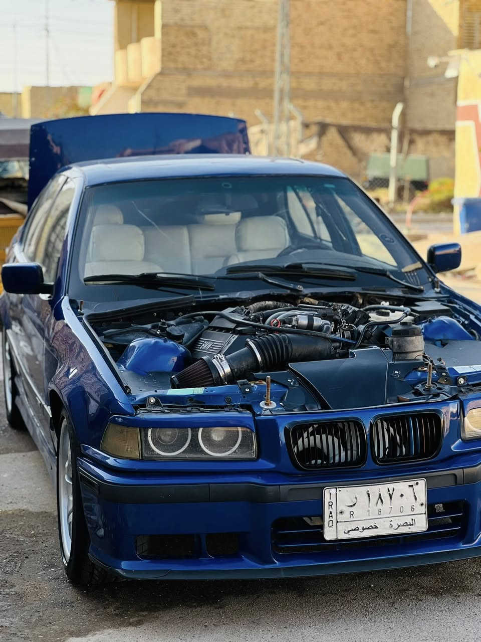 شعدك مراوس نزل e36v8كير عادي تفاصيل وشراي يتصل ***********
