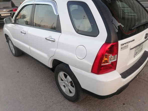 كيا سبورتج 2010 جديد بدون صبغ بدون تعديل ماشيه ١٤٣ الف سعر ١٢٥ رقم موبايل ***********
