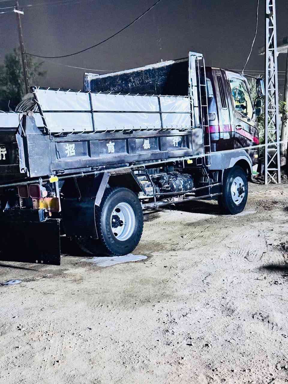 لسلام عليكم فوزه كرستال موديل 2003اصولي ما معلايه تخم تاير ويل  حداديه توي مشتغله سنويه جديده ل30 ***********
