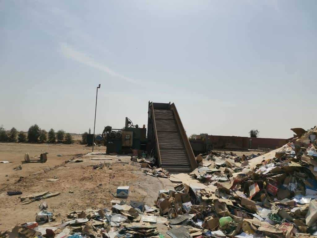 السلام عليكم مكبس ديسان
موديل 2016 فول مواصفات 
قياس المكبس 110/110
طاقه انتاج عاليه جدا 
ماطورين كل ماطور 100 احصان
خياطه كامله
معا قايش سرفه حديد الطول 14متر ولعرض 240
مكبس معروفه مواصفاته لباقيه غني عن التعريف
سعره مناسب جدا  
للاستفسار ***********
