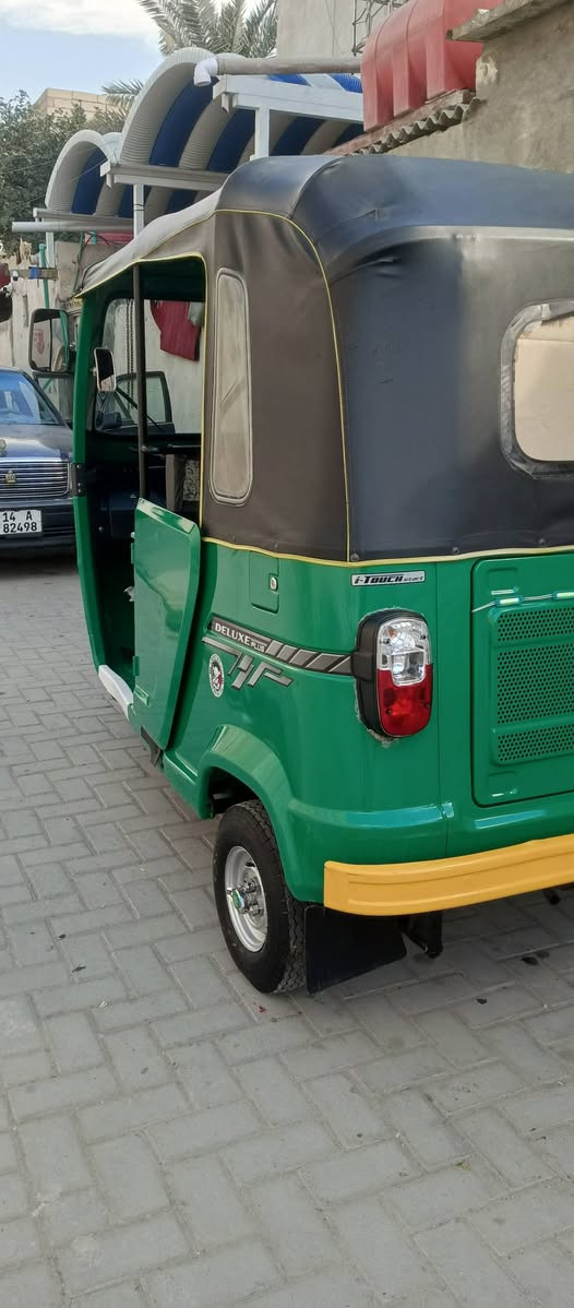 TVS
رقم وسنويه مديل 23 طالعه ب 24بصمه كفاله بدي ومحرك 
سعر تسعه وربع ***********
