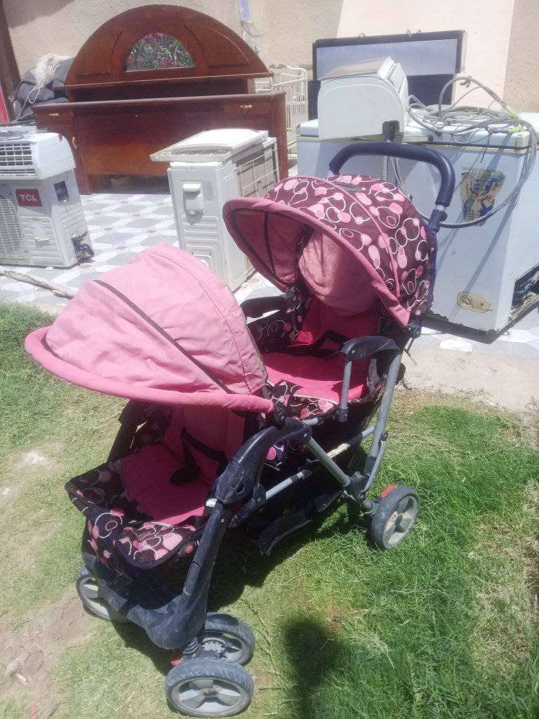 مرحبا للبيع مكيف ميديا شرط الشغل كنتور اربع خانات جربايه عربانه نفرين للبيع ***********
