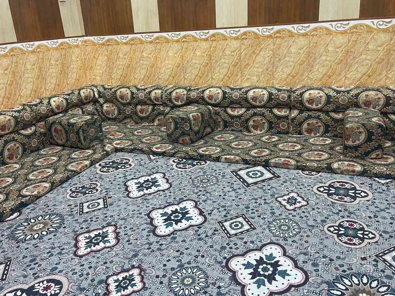 كعدات عربية للبيع نظيفات كلش حت ما نكعد بيها😂
مكانيّ البصرة 

السعر٢٢٥ وبيها مجال 

رقمي***********
