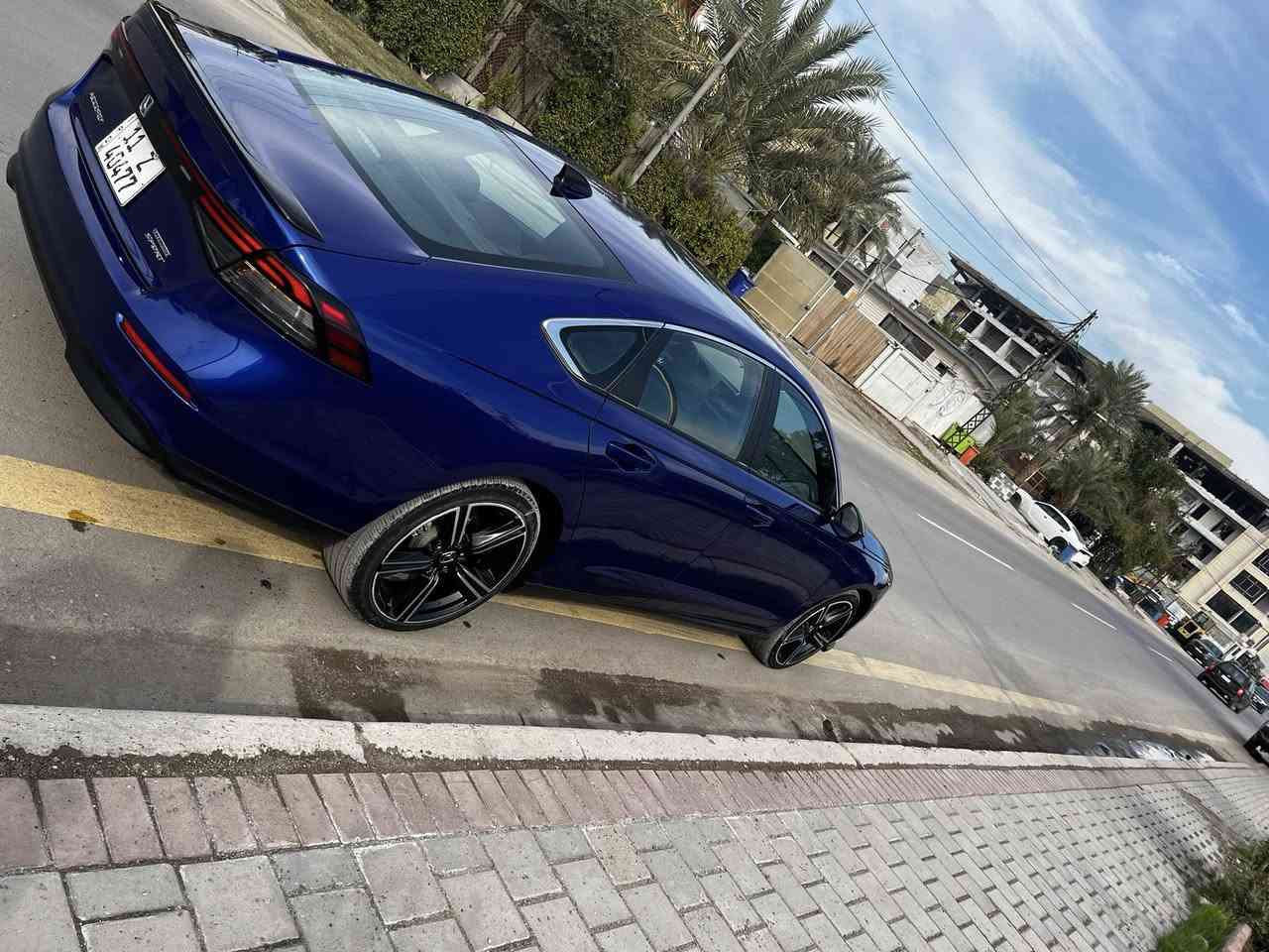 سلام عليكم هوندا اكورد 2025 للبيع 
٢٥٠٠٠ كيلو الممشى
تبريد قطعتين
شحن واير ليس
تدفئة كشنات
حادثهة بنيد تبديل وبداية الجاملغ السيارة بدون شواصي
سيارة كاملة عوزهة بس صبغ البنيد والدعامية صبغتهن هيج على مود الترقيم
مكاني بغداد العامرية 
***********
